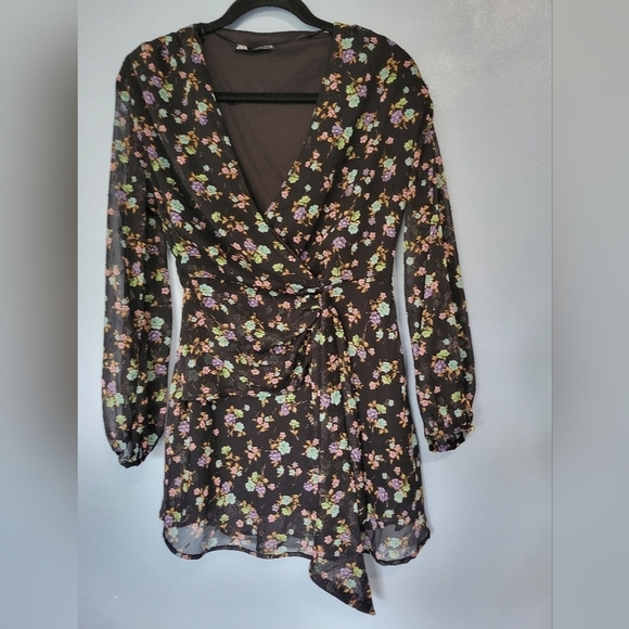 Zara Surplice Neck Floral Print Balloon Sleeve Mini Dress Black Size S - Picture 2 of 14